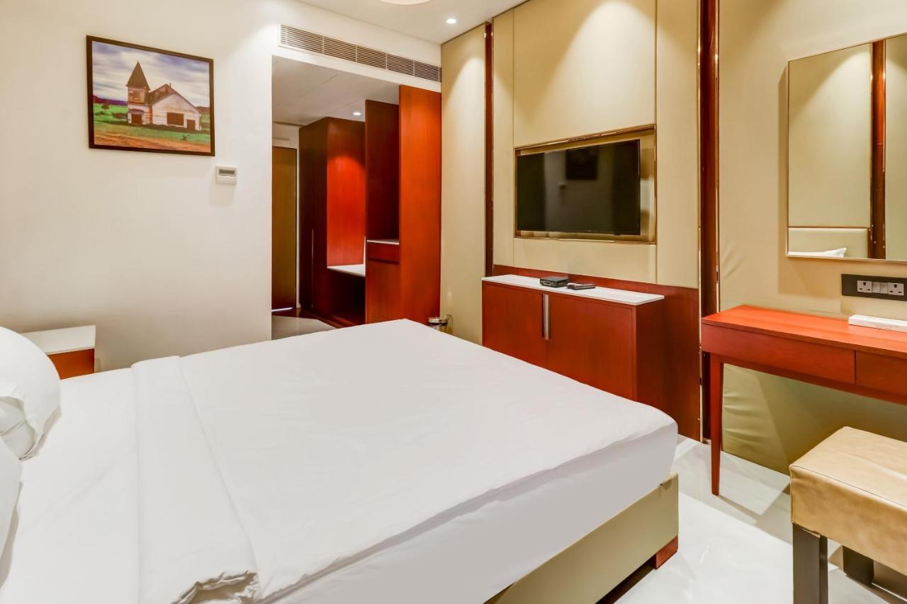 Hotel Oyo Townhouse 785 Sree Vinayaka Grand Anantapur Exteriér fotografie