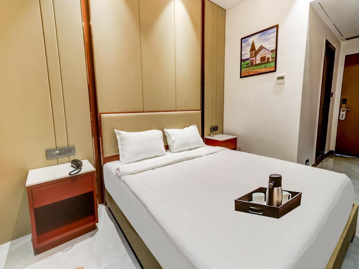 Hotel Oyo Townhouse 785 Sree Vinayaka Grand Anantapur Exteriér fotografie